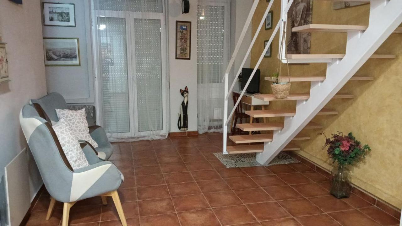 Loft In Ehemaligem Fischer Haus Apartment Valencia Ngoại thất bức ảnh